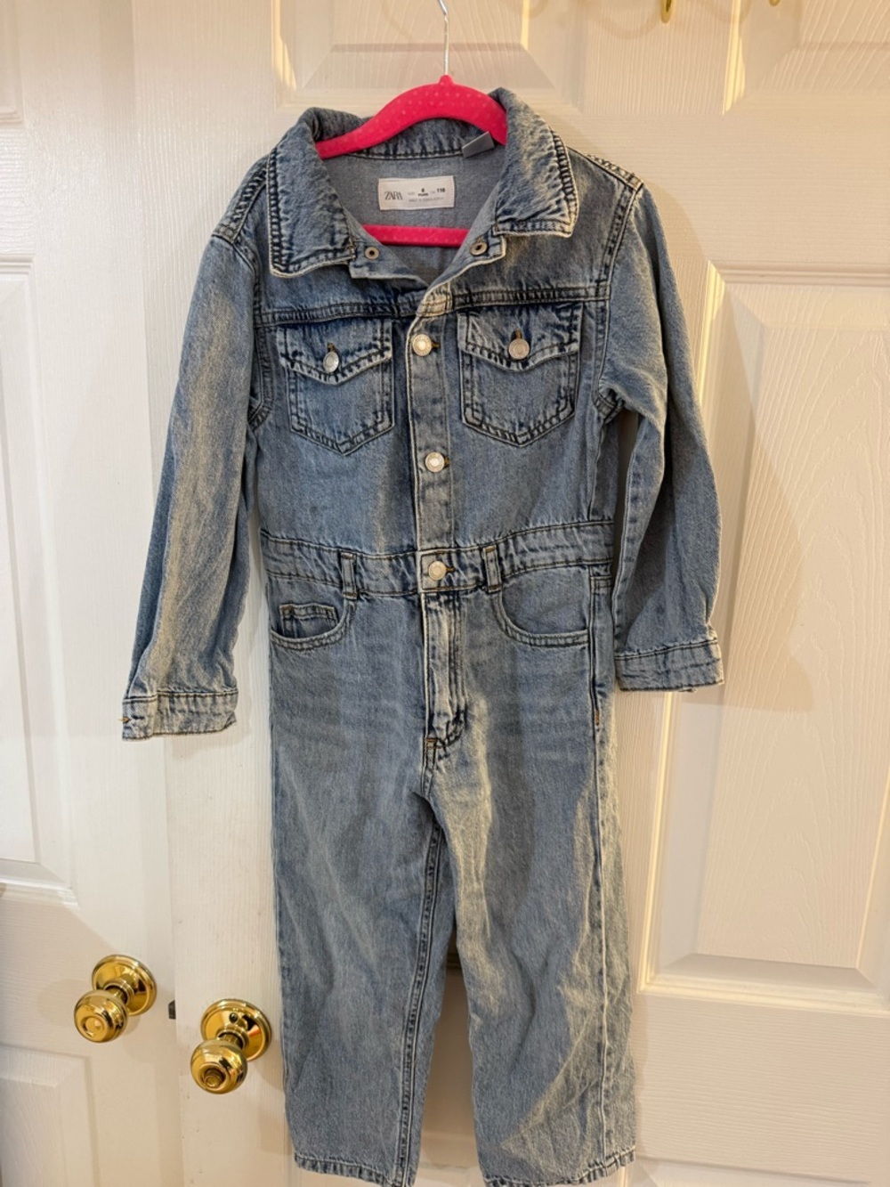 Zara Light Wash Denim Jacket in Blue